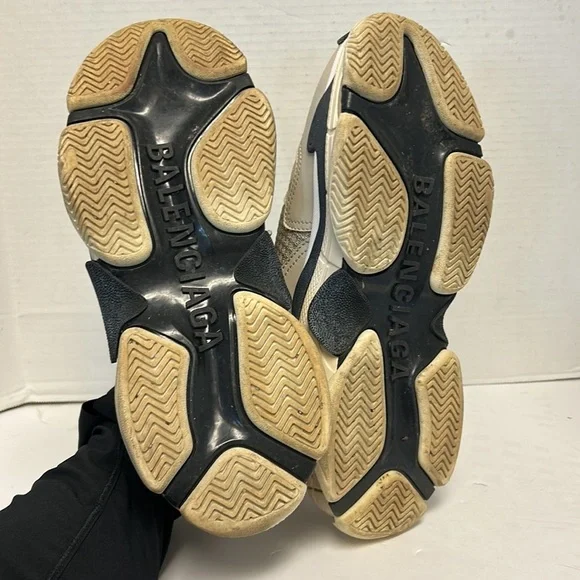 Balenciaga sneakers - Picture 4 of 9